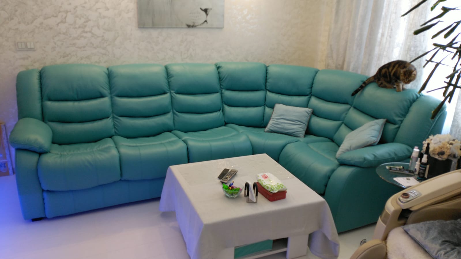 Перетяжка дивана на дому. Шимановск